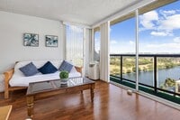 Building Photo - 444 Nahua St