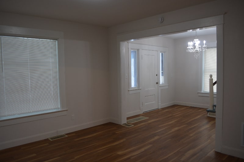 Building Photo - 225 Thieme Pl