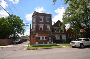 Building Photo - 2815 W 25th Pl