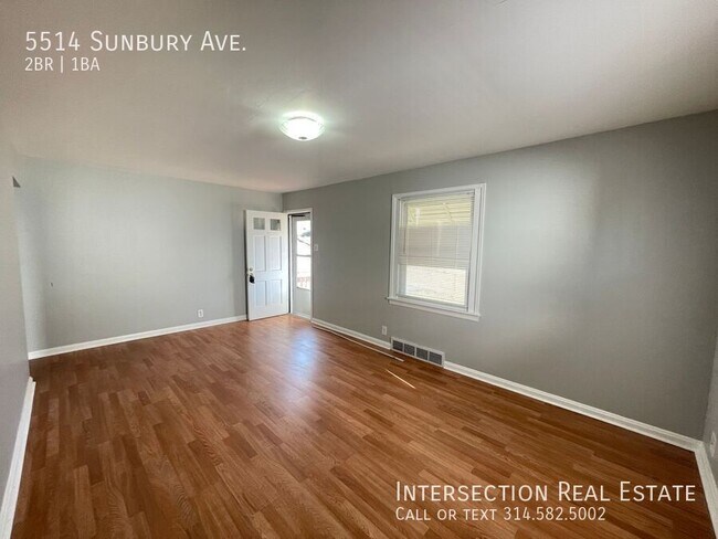 Building Photo - 5514 Sunbury Ave