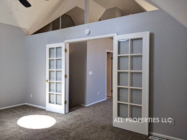Building Photo - 123 E Bayaud Ave