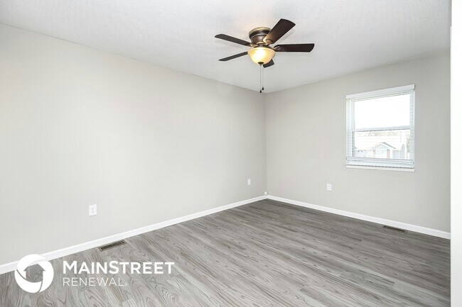Building Photo - 902 Renee Lynde Dr