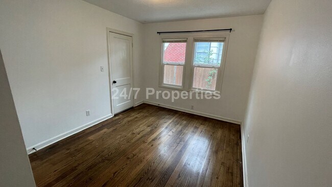 Building Photo - 2024-5815MF