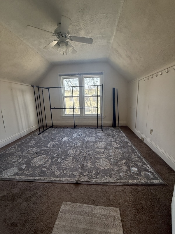 Building Photo - 114 S Blair St