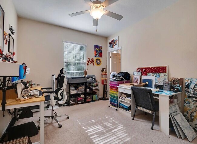 Building Photo - 2289 Del Carmel Way
