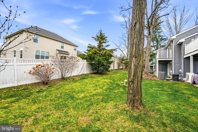 Building Photo - 405B Mulberry Cove