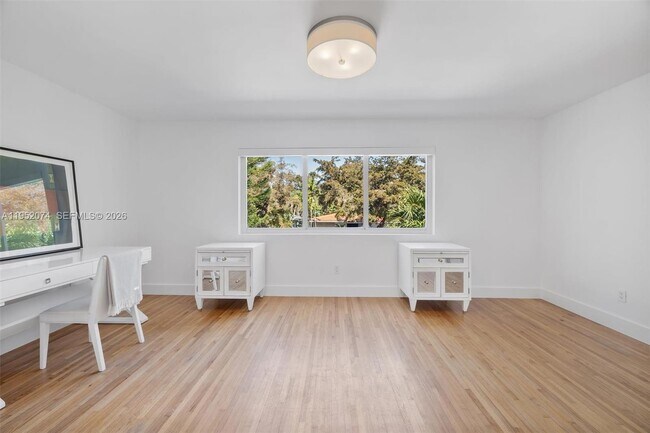 Building Photo - 1430 Baracoa Ave