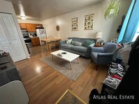 Building Photo - Available Now ~ 2 Bedroom, 1 Bath Apartmen...