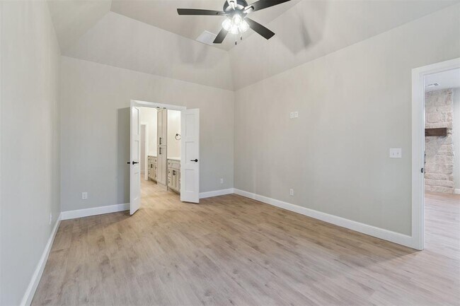 Building Photo - 4212 Abbey Pk Dr