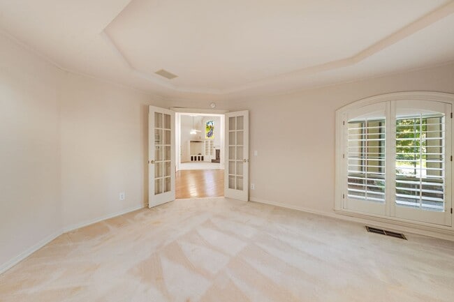 Building Photo - Luxury Custom Home in Folsom with Pool, 3-Car Garage & 4,300+ Sq Ft!