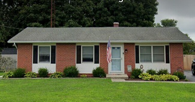 Primary Photo - 133 Belmont Ave