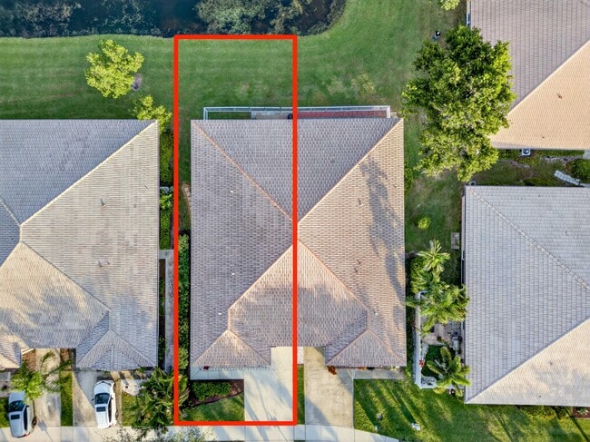 Building Photo - 233 W Coral Trace Cir