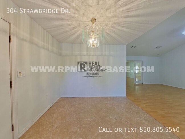 Building Photo - 304 Strawbridge Dr
