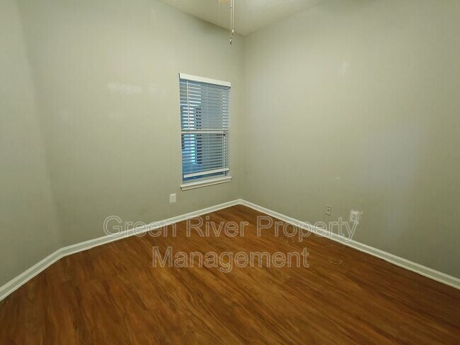 Building Photo - 3631 Kirkpatrick Cir