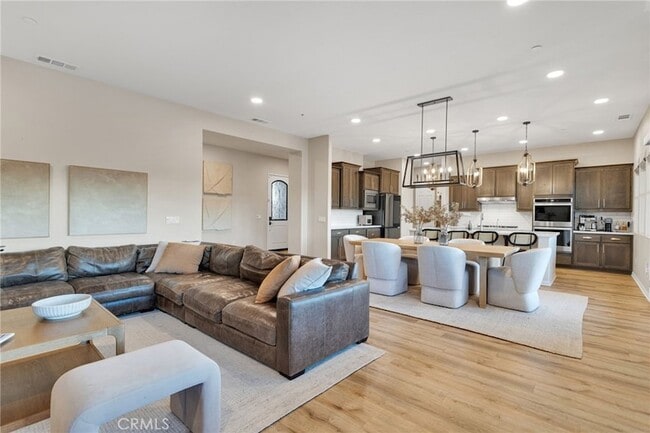 Building Photo - 17066 Takipi Rd