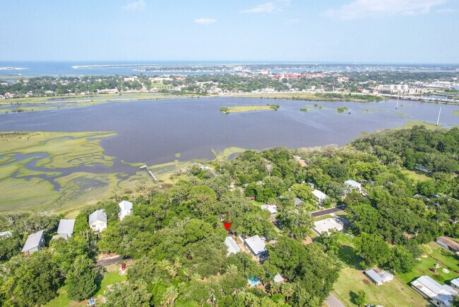 Building Photo - 52 Florida Ave