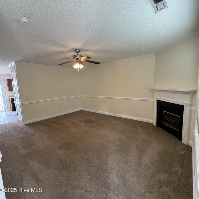 Building Photo - 4230 Dudleys Grant Dr