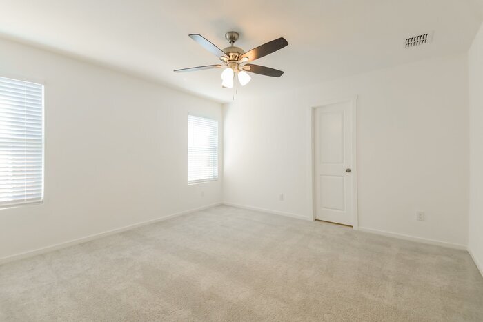 Building Photo - 241 Bable Run Dr