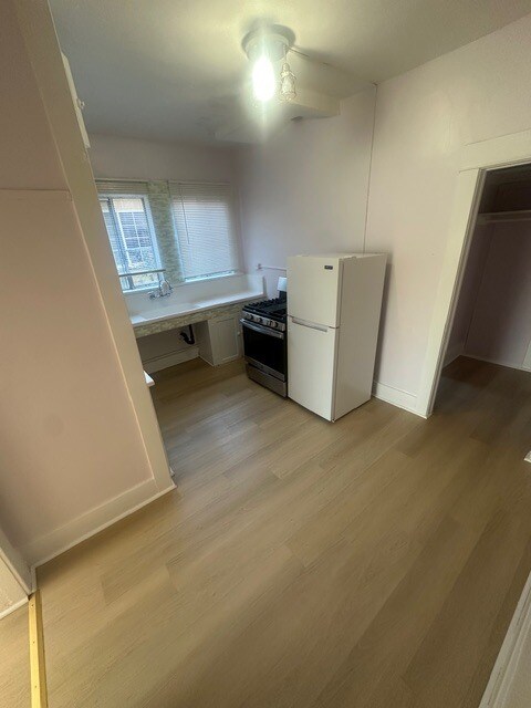 Building Photo - Grand San Pedro LLC