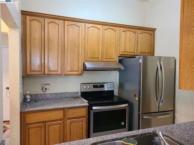 Building Photo - 41065 Cornac Terrace