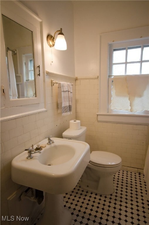 Building Photo - 30 Casterton Ave