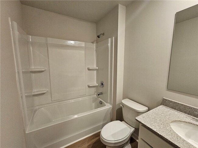Building Photo - 27 Berryville Dr