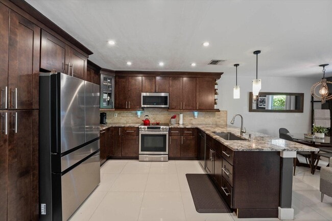 Building Photo - 6960 Mill Brook Pl