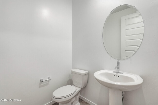 Building Photo - 8774 S Cir. Generoso