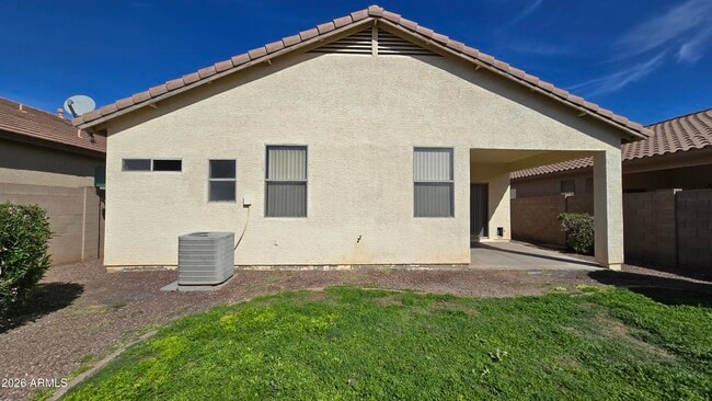 Building Photo - 12519 W Campina Dr