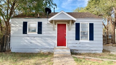 Building Photo - 216 E 36th St