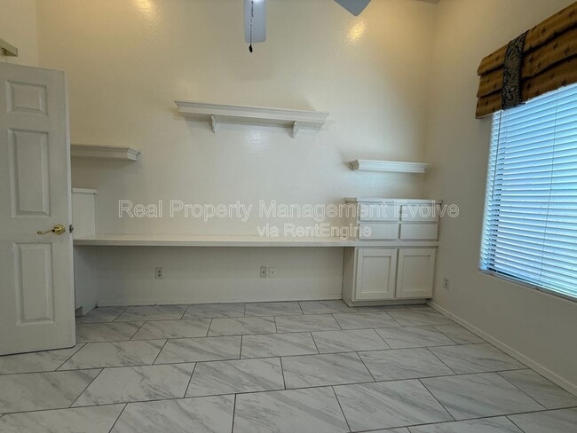 Building Photo - 9907 West Riverside Avenue