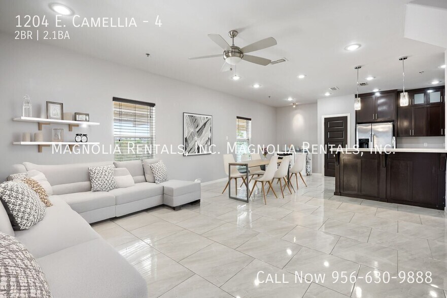 Building Photo - 1204 E. Camellia-4