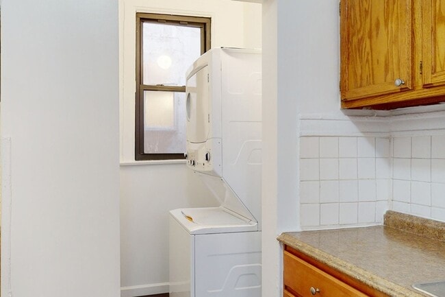 Floorplan - 5401-5403 S. Woodlawn Avenue