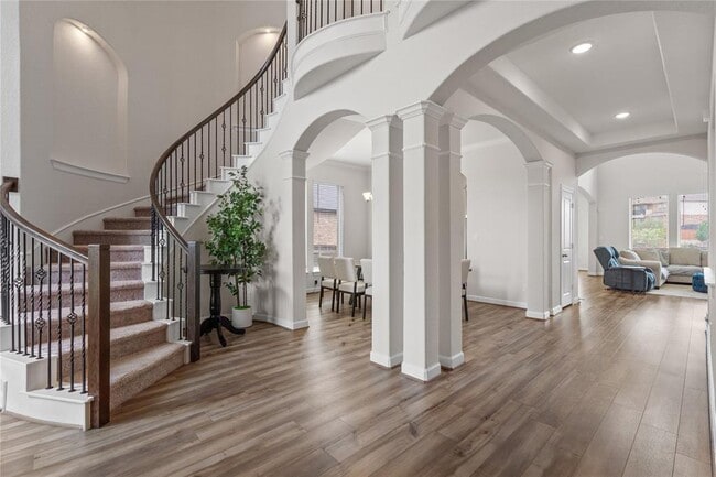 Building Photo - 130 Wild Pecan Lp