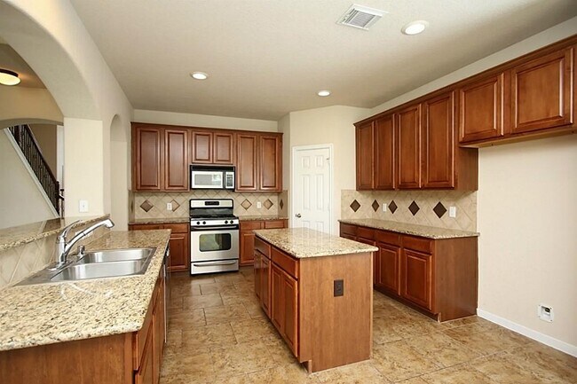 Building Photo - 63 S Archwyck Cir