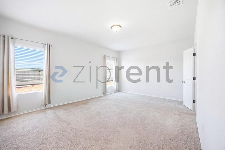 Building Photo - 7063 Sycamore Pass