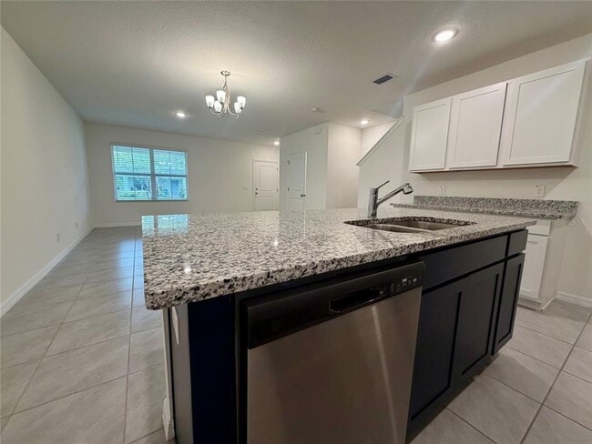 Building Photo - 614 Cheval Ln