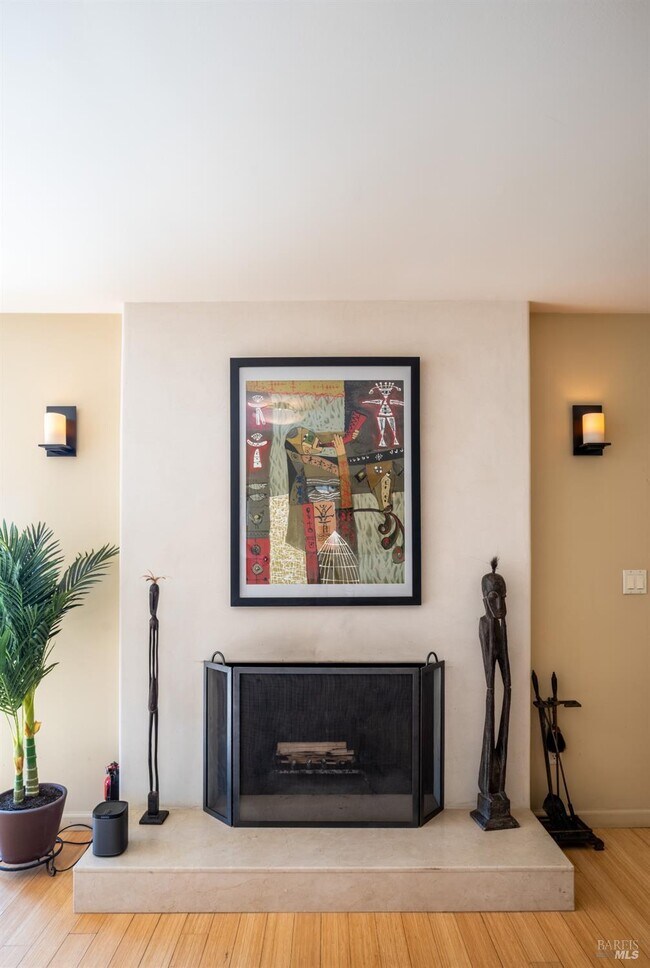 Building Photo - 452 Chestnut Ave