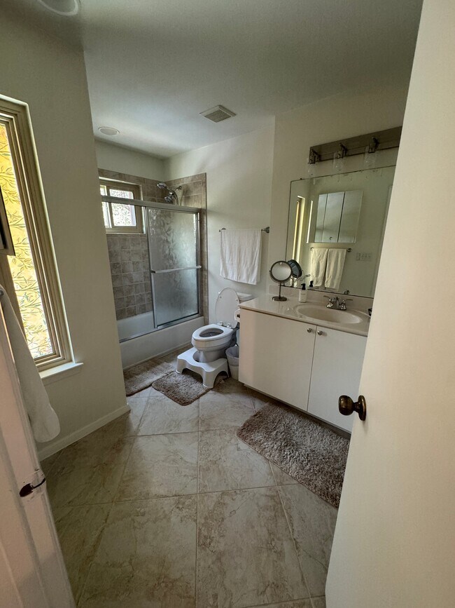 Building Photo - 2802 Horseshoe Bend Cove