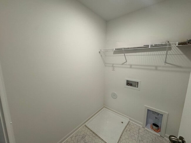 Building Photo - NEW 4 br 2.5 ba with loft and private study in the Kensington community READY MAY 2026