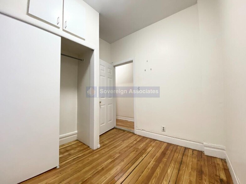 Building Photo - 182 Claremont Ave