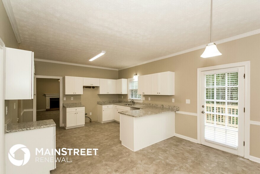 Building Photo - 1177 Justin Ln