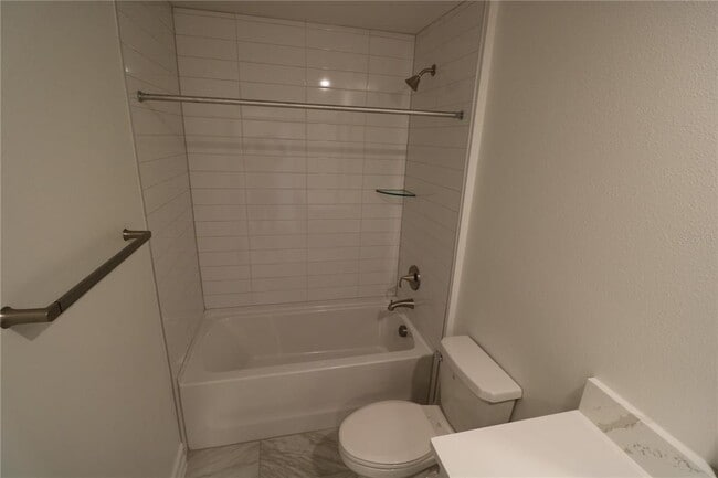 Building Photo - 4510 S Manhattan Ave