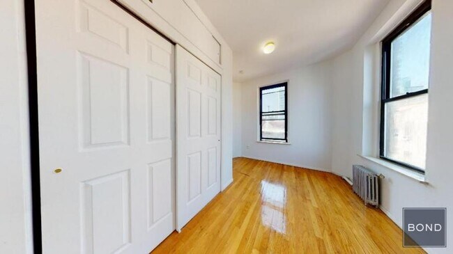 Building Photo - 2 bedroom in Manhattan NY 10003