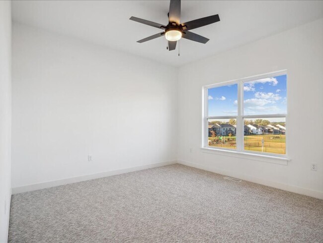 Building Photo - 808 Windam Dr