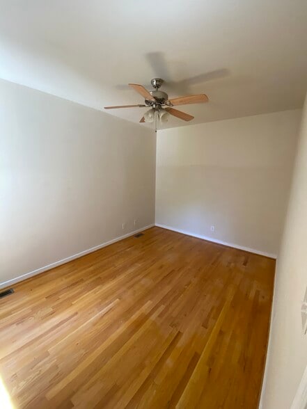 Building Photo - 1261 W Cary St