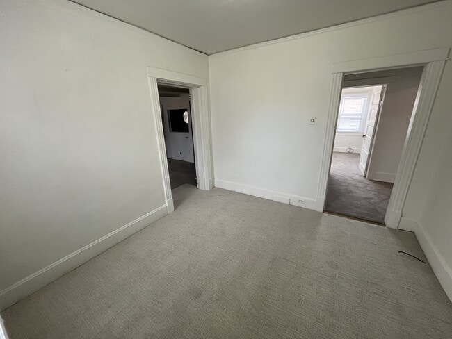 Building Photo - 2834 Java Ct