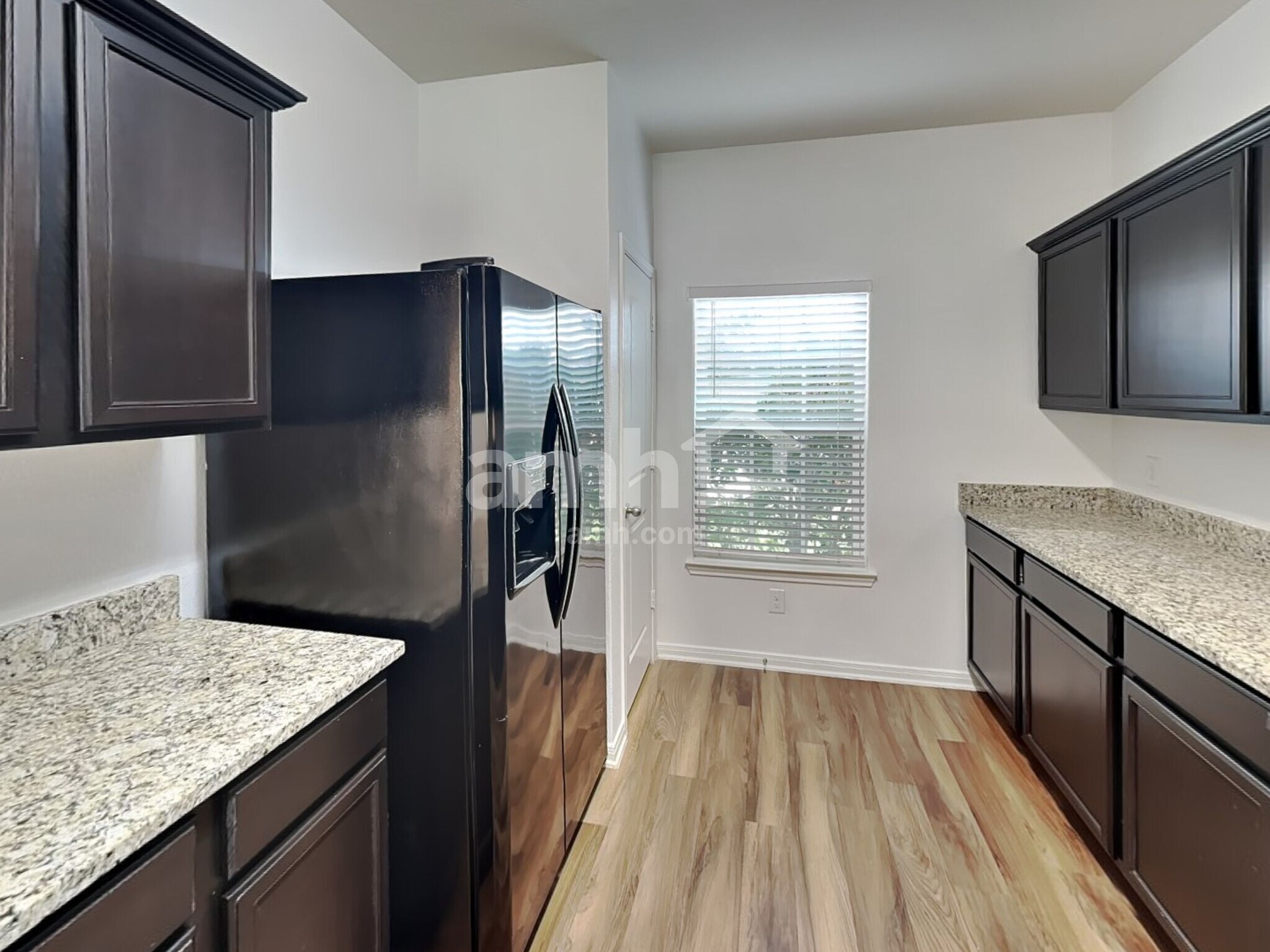 Building Photo - 12250 Commander Dr