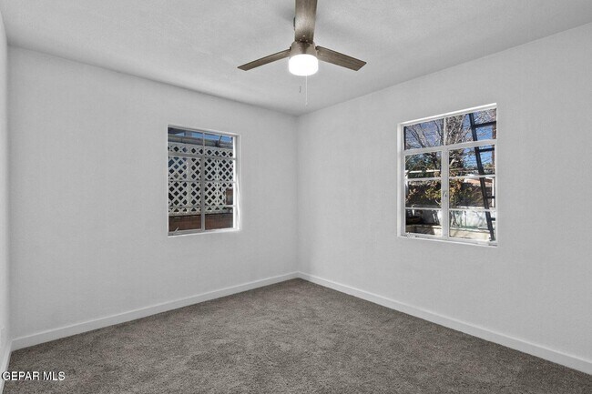 Building Photo - 3605 Taylor Ave