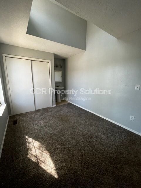 Building Photo - 706 Fruit Ave NW